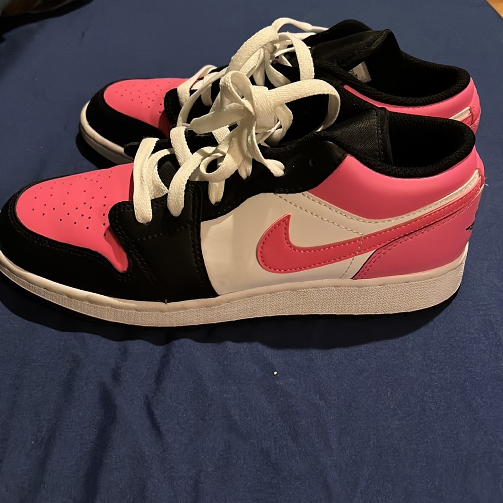 Jordan 1 Low Pinksicle 5.5 Y